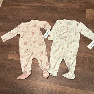 Carter’s baby girl sleep and play lot